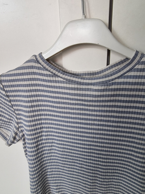 Koszulka w prążki H&M r. 158-164 Koszulka w prążki H&M r. 158-164