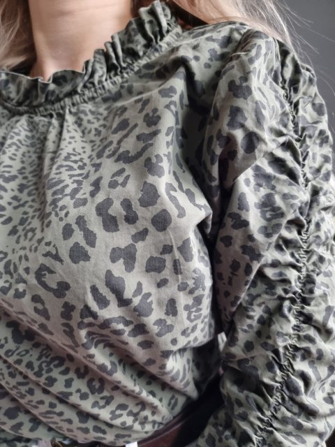 Zielona bluzka, ze stójką, Copenhagen Luxe, r. XS/S Zielona bluzka, ze stójką, Copenhagen Luxe, r. XS/S
