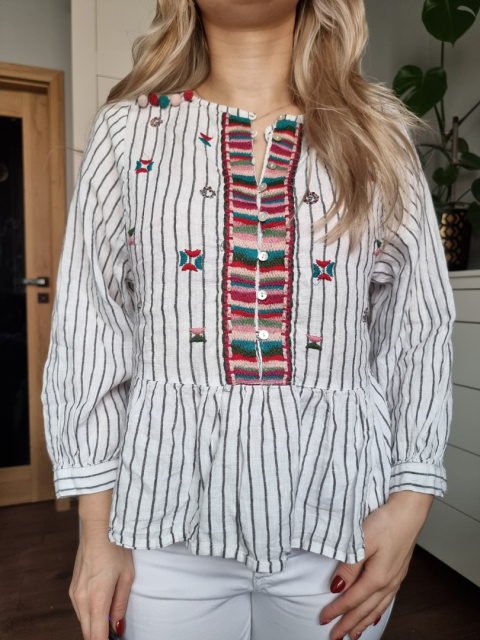 Halenka s nášivkami, 100% len, velikost S Halenka s nášivkami, 100% len, velikost S
