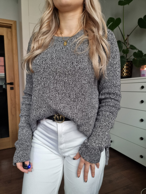 Šedý svetr, bavlna, viskóza, H&M r. L Šedý svetr, bavlna, viskóza, H&M r. L