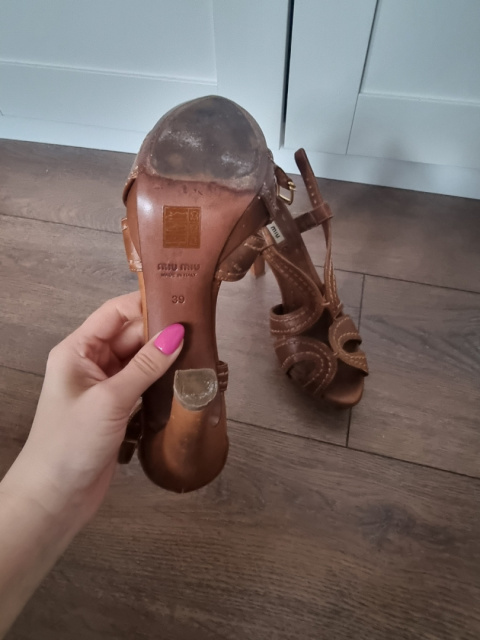 Brown Miu Miu sandals, size 39 Brown Miu Miu sandals, size 39