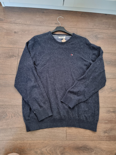 Granatowy sweter Bison, r. XXL Granatowy sweter Bison, r. XXL