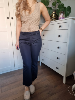 Navy blue cropped flare pants
