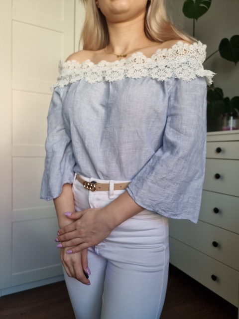 Španělské šaty s proužky a krajkou Španělské šaty s proužky a krajkou