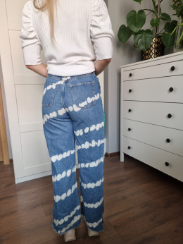 Jeasy w łaty z farby dla dziewczynki 158 cm / r. S