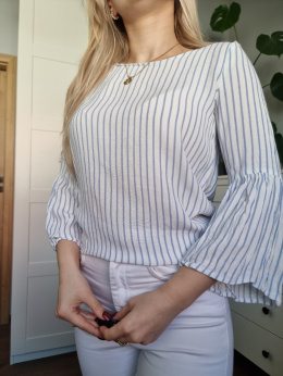 Biała bluzka w niebieskie paski, falbana na rękawach, wiskoza, r. S