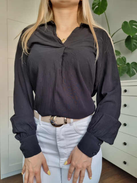 Elegancka kobieca koszula, czarna, wiskoza, mankiety Elegancka kobieca koszula, czarna, wiskoza, mankiety