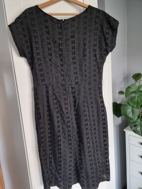 Black embroidered dress with pockets, size M Black embroidered dress with pockets, size M