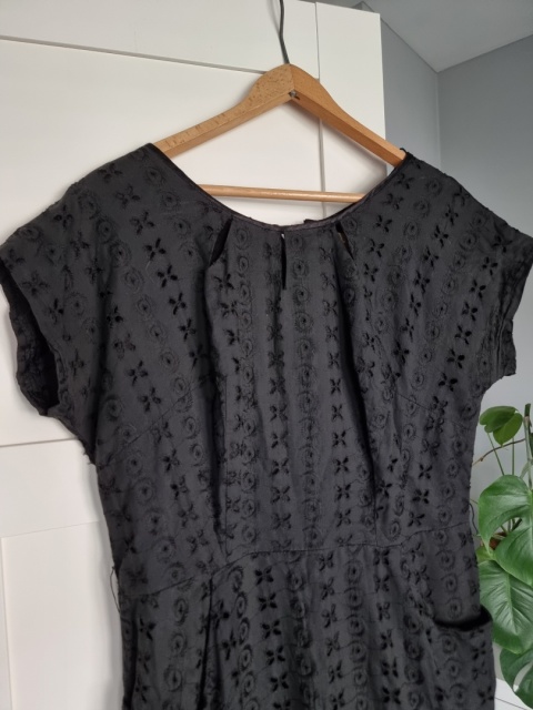 Black embroidered dress with pockets, size M Black embroidered dress with pockets, size M