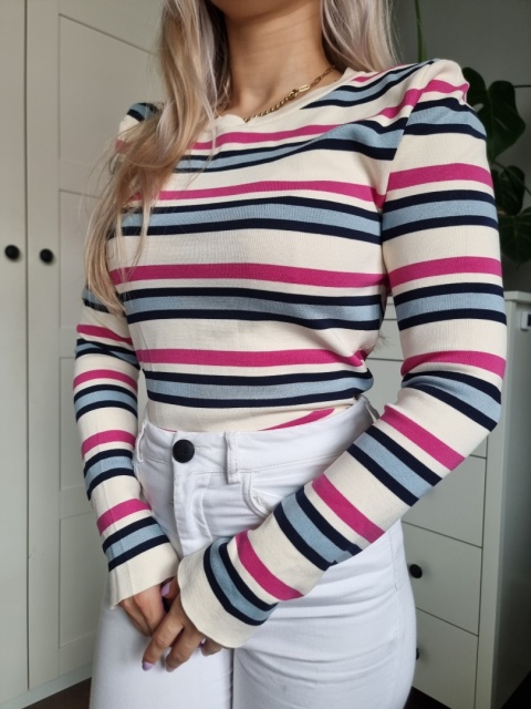 Sweterek /bluzka w paski Zara rozmiar L Sweterek /bluzka w paski Zara rozmiar L