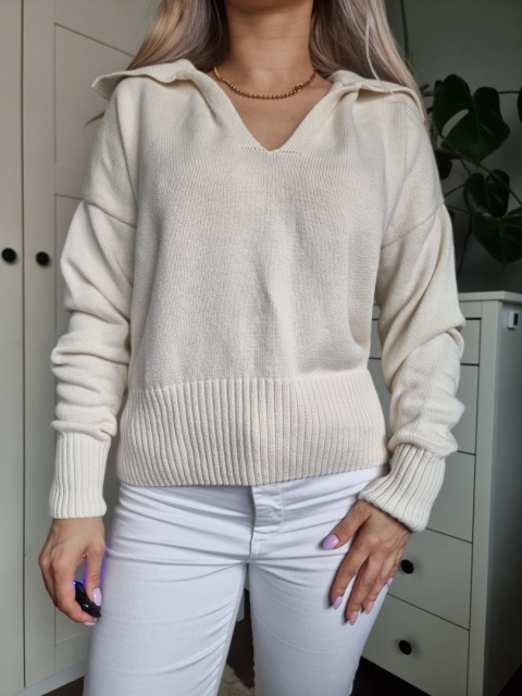 Kremowy sweter bawełny z kołnierzykiem Gina Tricot r. L Kremowy sweter bawełny z kołnierzykiem Gina Tricot r. L