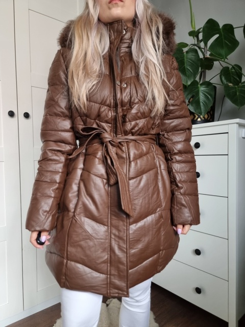 Zimowa kurtka płaszczyk parka czekoladowa XXL - 6XL z kapturem i futerkiem Zimowa kurtka płaszczyk parka czekoladowa XXL - 6XL z kapturem i futerkiem