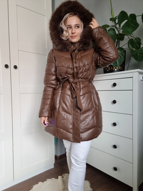 Zimowa kurtka płaszczyk parka czekoladowa XXL - 6XL z kapturem i futerkiem Zimowa kurtka płaszczyk parka czekoladowa XXL - 6XL z kapturem i futerkiem